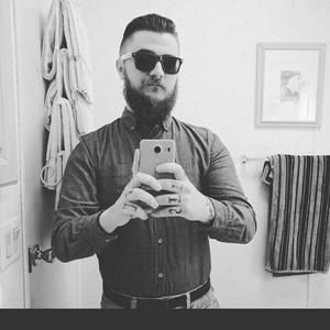 Meet your Posher, Chase